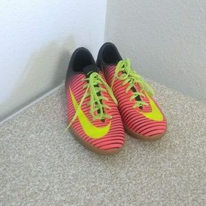 Nike Boys Mercurial Indoor Soccer Shoes
